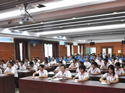 ����Ա�����